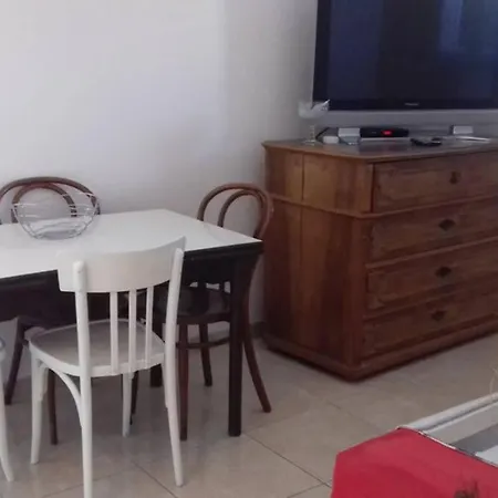 Two Bedroom Yeni Above The Beach